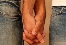 Coppia gay rifiutata casa vacanze Tropea