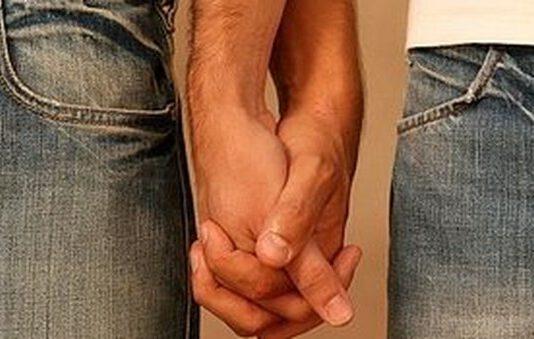 Coppia gay rifiutata casa vacanze Tropea