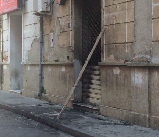 Rosarno- Incendio negozio su Corso Garibaldi