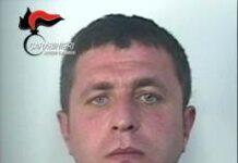 Ruba alcolici in supermercato, arrestato pregiudicato