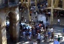 Attentato Barcellona, furgone su pedoni- almeno 13 morti