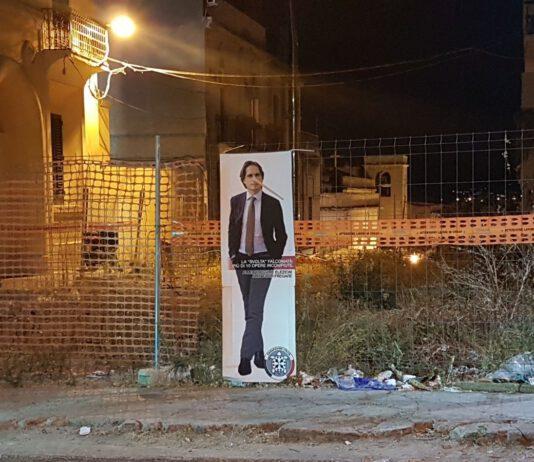 Reggio Calabria, azione goliardica di CasaPound: esposte gigantografie raffiguranti Falcomatà in versione Pinocchio