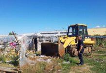 In corso operazione abbattimento vecchia tendopoli San Ferdinando