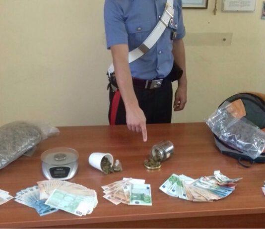 In casa con un kg di droga e 13 mila euro in contanti- Arrestati due fratelli