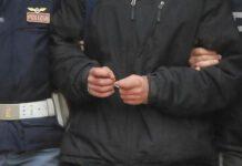 Droga venduta anche a minori, arrestate cinque persone