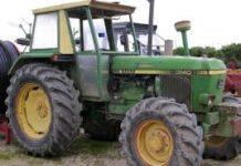 Uomo muore schiacciato da trattore in Calabria