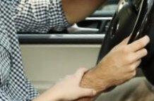 Si finge autista e molesta turista straniera, arrestato 32enne