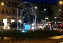 Rosarno, la Madonnina si illumina di blu