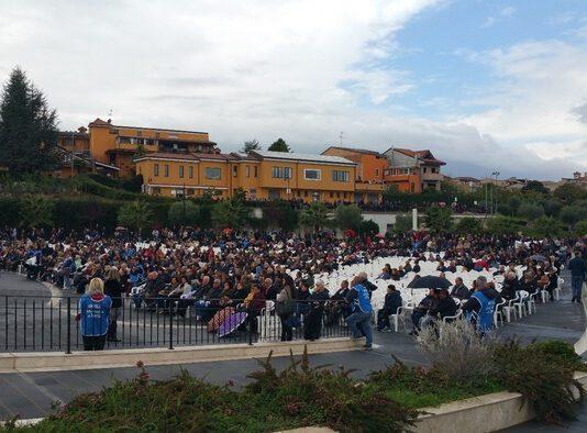 Migliaia di persone per anniversario morte Natuzza
