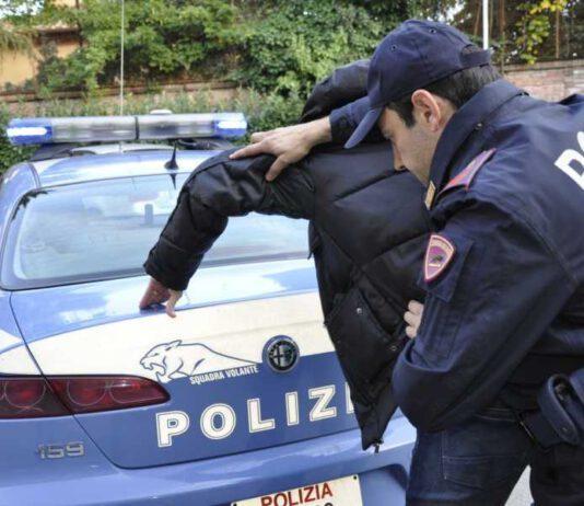 Minacce di morte ad operatrici centro, arrestati 5 minori extracomunitari