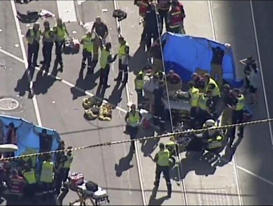 Australia, suv contro passanti, 14 persone ferite tra cui un bimbo
