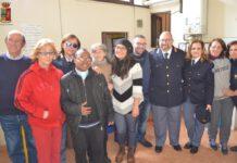 Polizia, raccolti fondi e donati alimenti per il pranzo di Natale