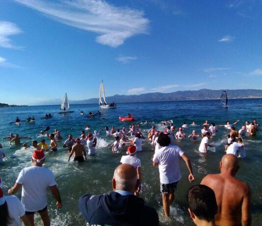 Tuffo a mare per il nuovo anno