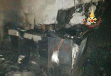 Incendio in abitazione, anziana in salvo