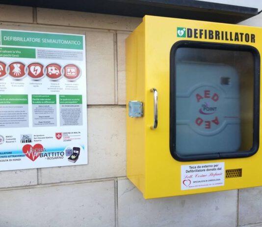 Rosarno, collocati tre defibrillatori per le vie della città