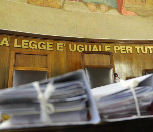 Nicotera, bomba in negozio- scarcerati De Leo e De Stefano