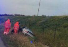 Malore alla guida, esce fuori strada e muore
