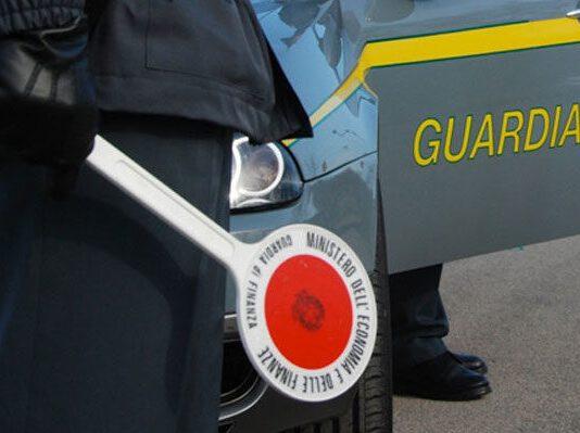 “Pseudo gasolio” illegale, sei arresti