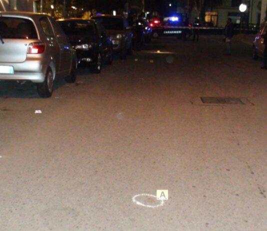 Spari contro pub in serata, arrestati due giovani