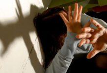 Maltratta la giovane compagna 15enne e sottrae figlia neonata, arrestato