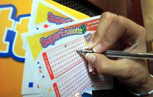 Superenalotto, vinti 117 mila euro a Campo Calabro