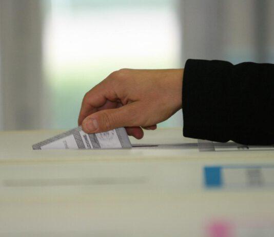 La resa dei conti nel dopo voto. Lo scontro locale in FI e PD è rimandato al 5 marzo