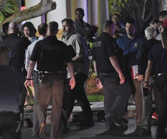Sparatoria in una scuola in Florida, 17 morti e 14feriti