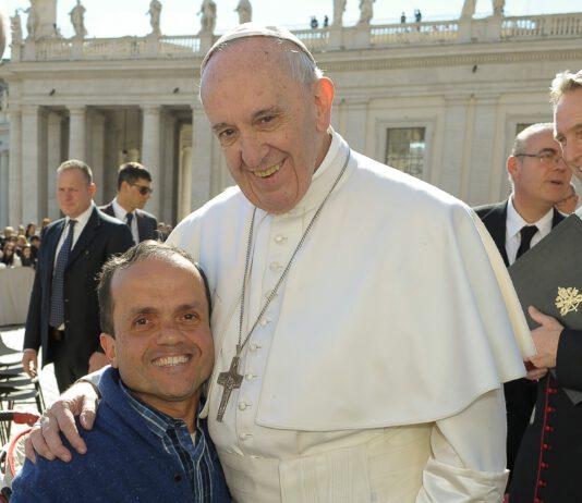 Il Professor Casadonte da Palmi ha incontrato il Papa nel giorno del suo 50esimo compleanno