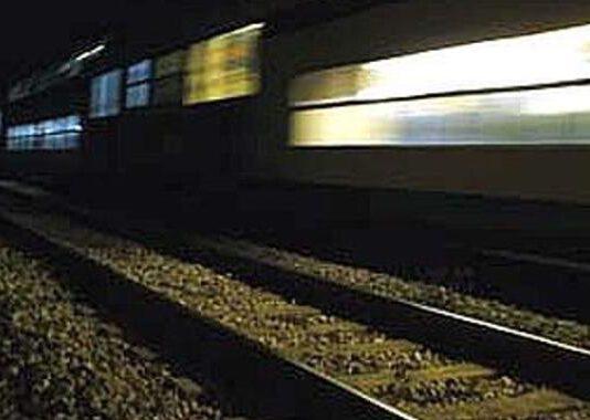 Tragedia in Calabria, muore travolto da treno