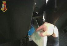 In auto con due kg di cocaina, arrestato “corriere”