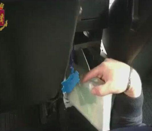 In auto con due kg di cocaina, arrestato “corriere”