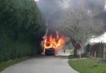 Autobus in fiamme a Laureana, tanta paura nessun ferito