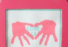 Asilo elimina la festa del papà e della mamma, “discrimina i gay”