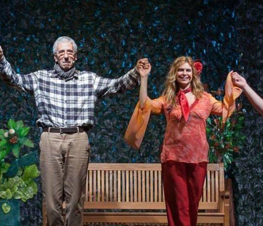 “Sinceramente bugiardi” in scena al Teatro Politeama di Gioia Tauro il 20 Aprile