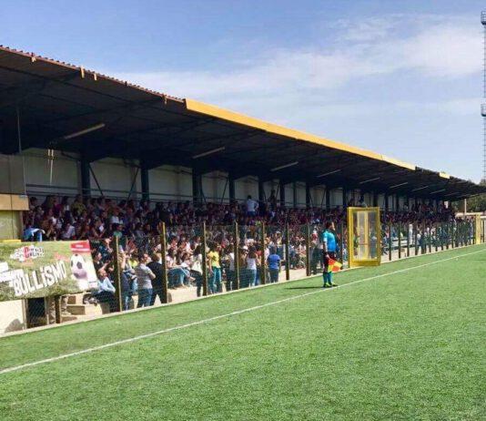 Rosarno, grande successo per “Diamo uno schiaffo al bullismo” partita studenti vs Professori