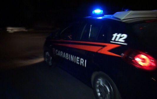 Colpi di fucile contro migranti, un morto