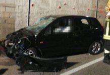 Tragico incidente nella notte, muore 20enne