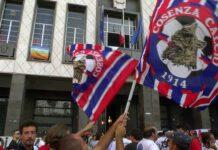 Cosenza sale in serie B