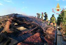 Incendio in stazione nella notte