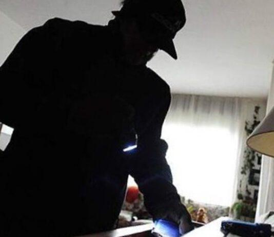 Due arresti per tentato furto aggravato in appartamento