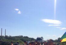 Dipendenti ditta rifiuti protestano su Ss 106 per chiedere mancati pagamenti