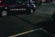 Prete sorpreso in auto con bimba di 10 anni, arrestato rischia linciaggio