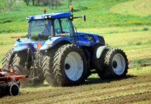 Investito da trattore guidato dal nonno, muore bimbo di 6 anni