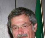 Per Cittanova: i soldi per elargire corposi  contributi ci sono, mancano invece per pagare gli stipendi ai dipendenti!