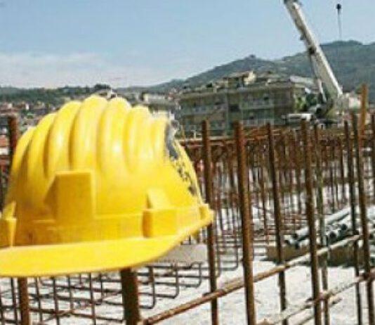 Incidente su lavoro, morto operaio caduto da impalcatura