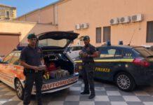 Trasportavano 10 kg di hashish su auto medica, 2 arresti