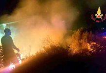 Incendi nel crotonese, 34 interventi da ieri pomeriggio