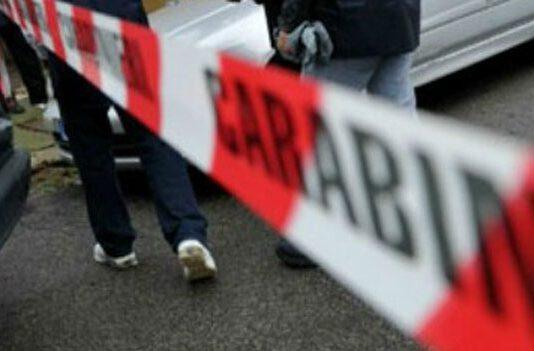 Calabria: cadavere di un 40enne trovato avvolto in coperta