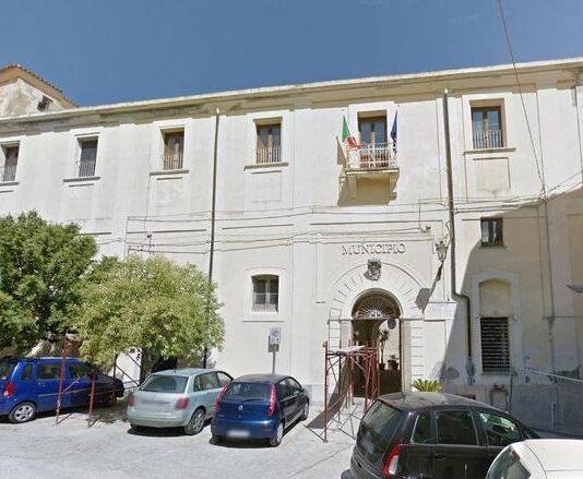 Candidato elezioni Tropea aggredito e minacciato con un’ascia