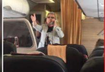 Tensioni su volo Lamezia-Roma, Pupo tenta di placare animi cantando “Su di noi”